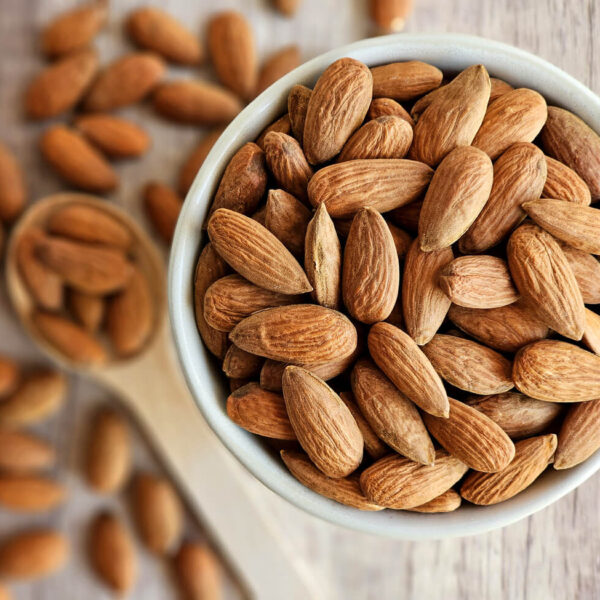 Mandorle Sgusciate Di Sicilia Bio E Crude